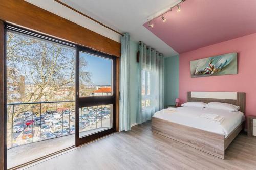 GuestReady - Rooftop Retreat near Amarante Garden