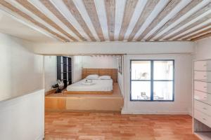 Appartement GuestReady - Rustic 2 Bdr Flat in Boucle-Gros Caillou 51 Rue Eugène Pons, Lyon, France 69004 Lyon Rhône-Alpes