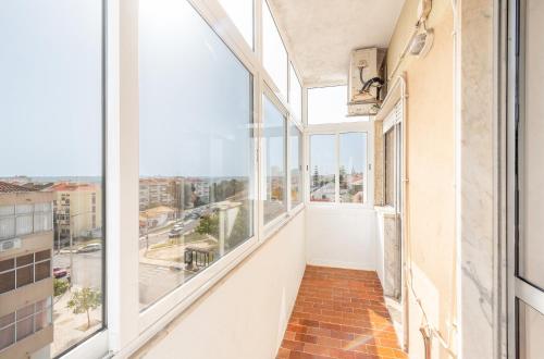 GuestReady - Sophisticated Apt in Corroios