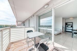 Appartement GuestReady - Spacious studio with balcony in Lyon 114 Boulevard des Tchécoslovaques 69007 Lyon Rhône-Alpes