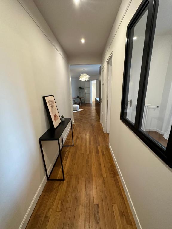 GuestReady - Stunning 3 Bed Apt wBalcony near Champs Elysées