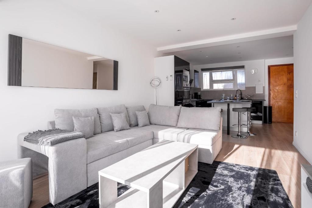 GuestReady - Sunny Side Up in City Center 4 Rue Pasteur, 06400 Cannes