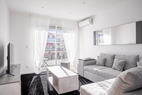 GuestReady - Sunny Side Up in City Center