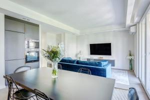 GuestReady - Superb Modern 2BR Flat close to Croisette