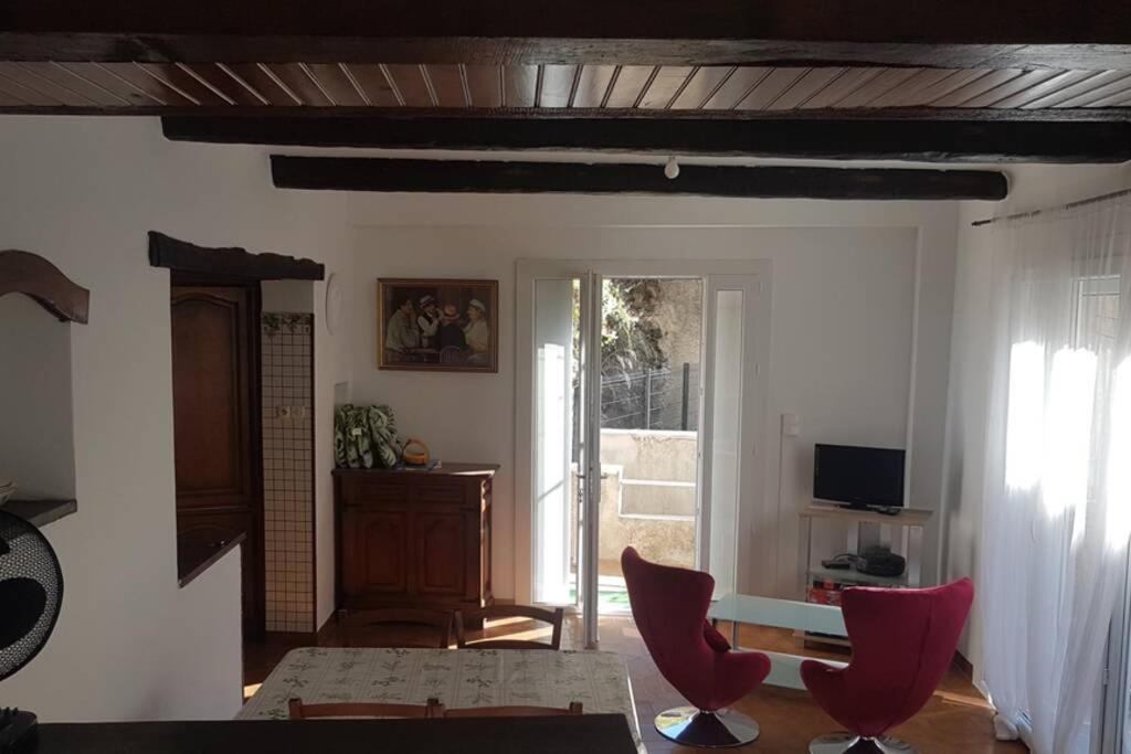 GuestReady - Superb Townhouse Duplex - Croix Rousse