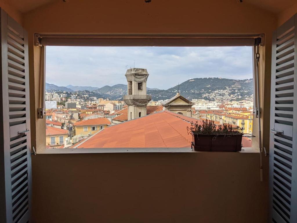 GuestReady - Trendy Parisian Apt in 19th Arr