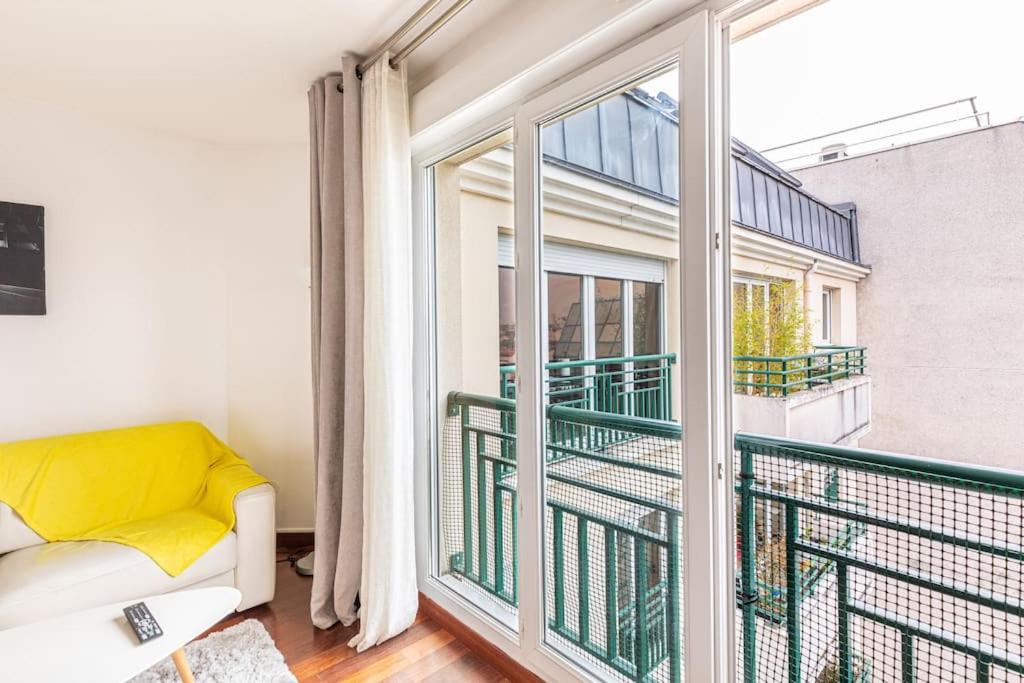 Appartement GuestReady - Yellow Ledbetter near the Seine 1 Rue Sandrin, Alfortville, France 94140 Alfortville
