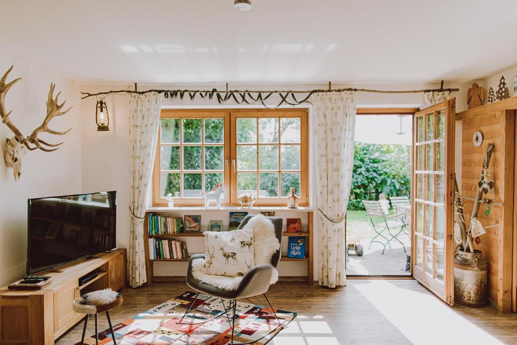 Guggi`s Alm 6 Josef-Striebel-Strasse, 87742 Dirlewang