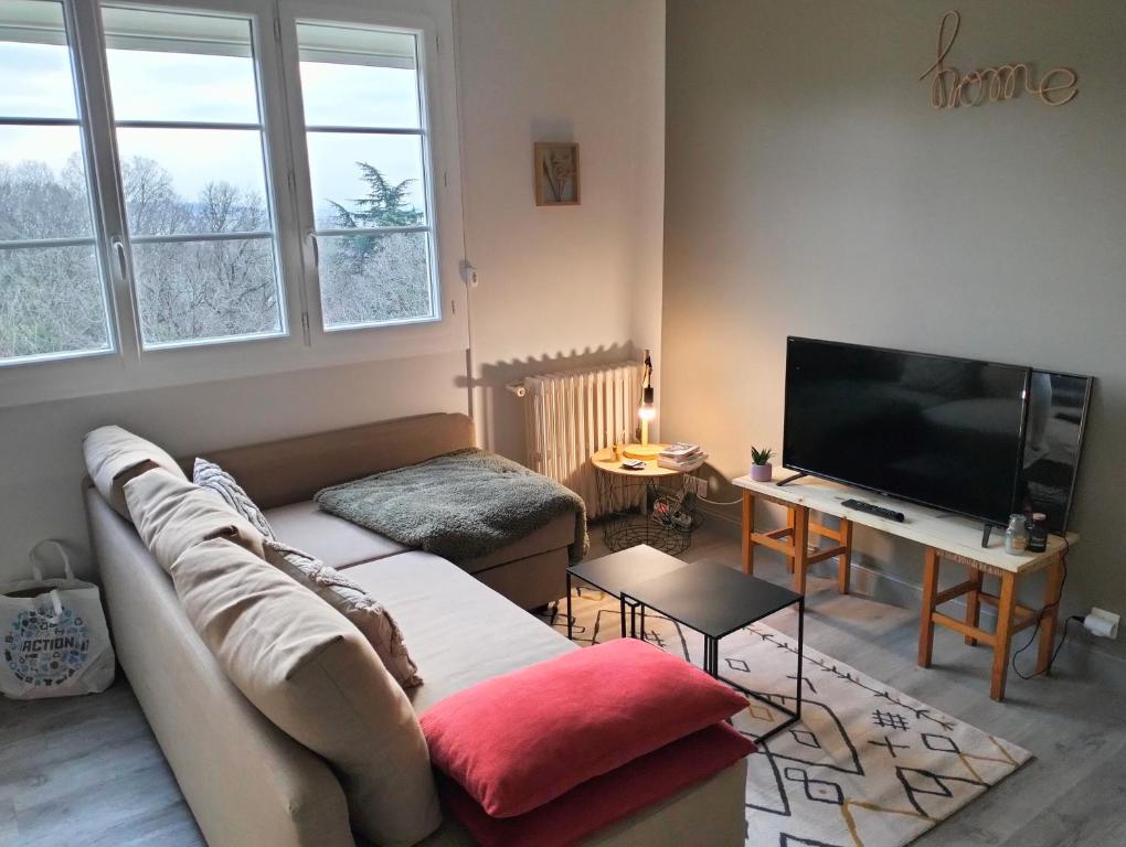 Guibert 19 F2 rdc cour wifi sweet home 76320 Caudebec-lès-Elbeuf
