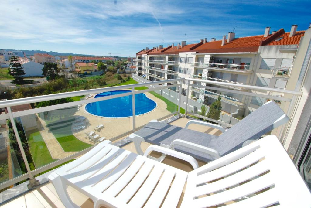 Gull - Apartment in resort with pool, free Wi-Fi, 250m from the beach Travessa Conde Avelar, Bayside, Ed. 1 3º dto, 2460-682 São Martinho do Porto