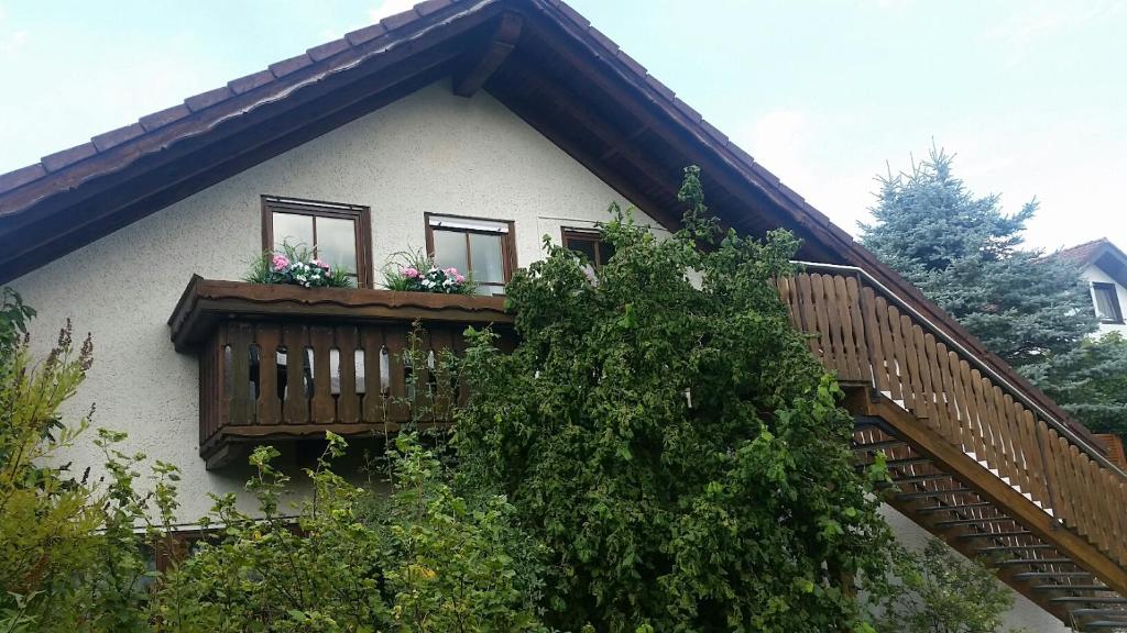Appartement Günther Fernschild Günther Fernschild Bussardweg 4 72818 Trochtelfingen