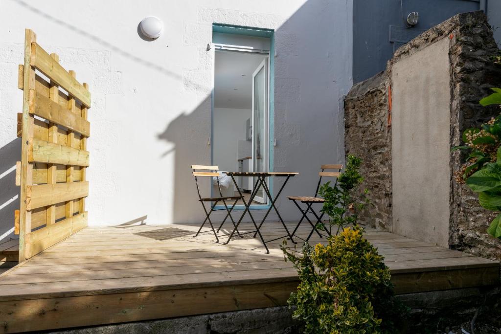 Appartement Gwer - Studio neuf hypercentre terrasse privée RDC 76 Rue Massillon 29200 Brest