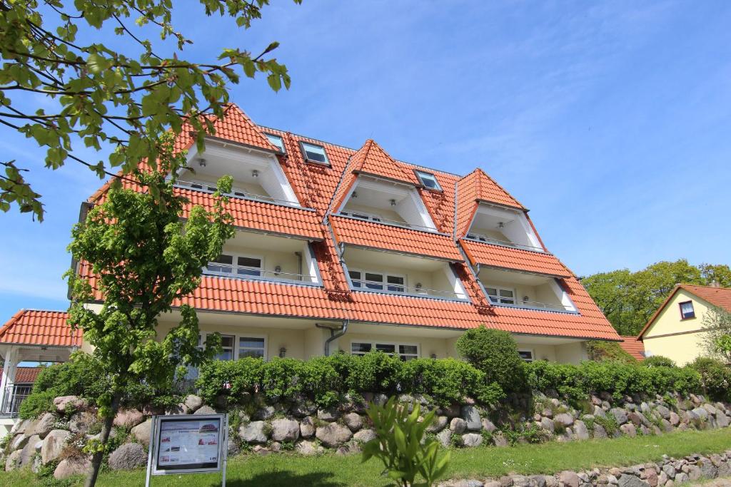 Appartement Hafenhäuser Breege - Ferienwohnung 9 Strandläufer Dorfstraße 23a 18556 Breege