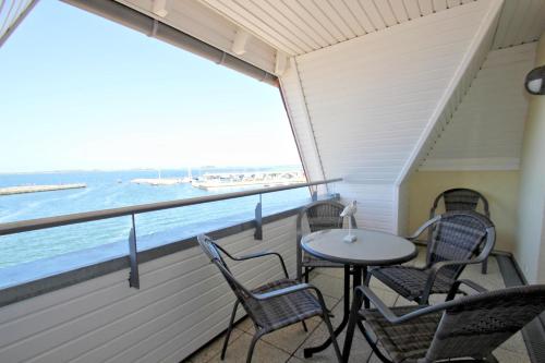 Hafenhäuser Wiek FeWo 06 Balkon, Meerblick
