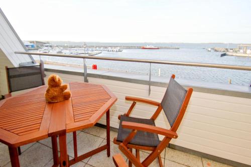 Hafenhäuser Wiek FeWo 13 Balkon, Meerblick