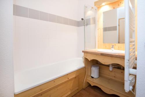Hameau 8 203 SPA & PISCINE studio 4 pers