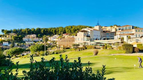 Hameau des amandiers-vue mer & golf
