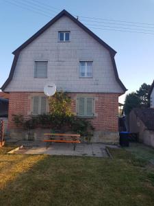 Appartement Handwerkerhaus-Balaro für bis zu 6 Personen mit Grillplatz Schaichhofstraße 7 Haus 71093 Weil im Schönbuch Bade-Wurtemberg