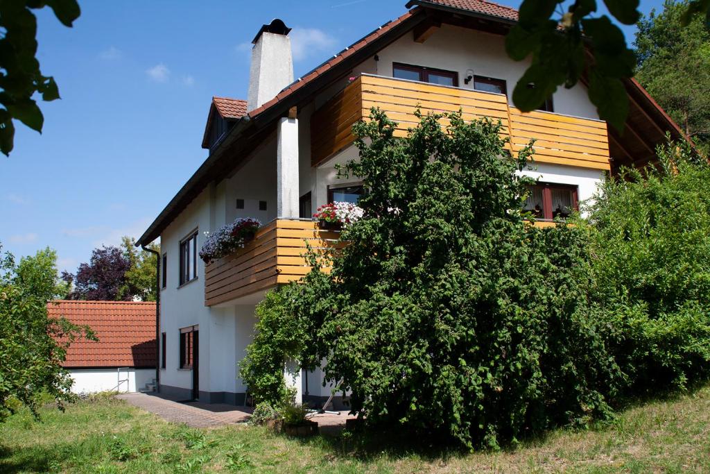 Appartement Hanghaus im Grünen 23 Lindenweg 91332 Heiligenstadt