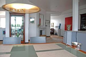 HANSA PENTHOUSe