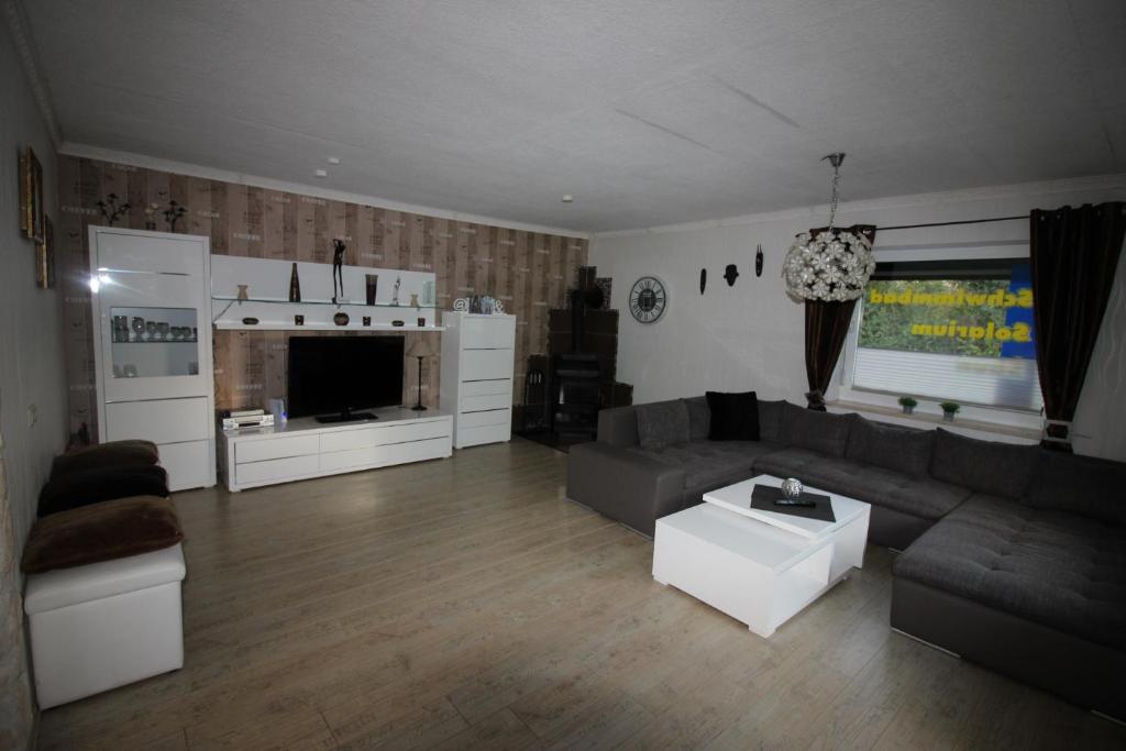 Appartement Haus Abbi, Ferienwohnung mit Schwimmbad Attenstrasse 8, 26524 Hage 26524 Hage