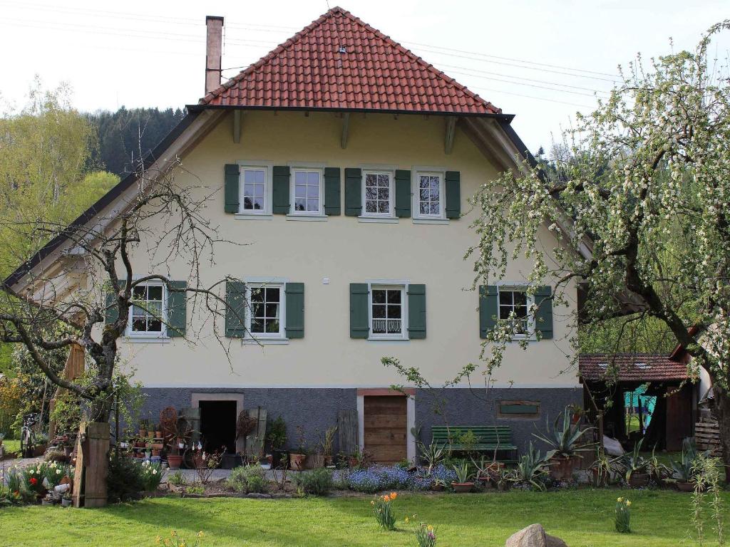 Appartement Haus am Bach Welschensteinacher Straße 26 77790 Steinach