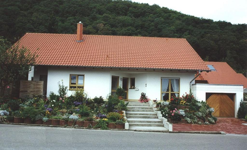 Haus am Fürstenweg 63 Fürstenweg, 67435 Neustadt an der Weinstraße