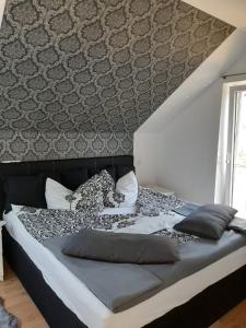 Appartement Haus am Hang; Ferienwohnung Fernblick Werkerbend 30 52224 Stolberg Rhénanie du Nord - Westphalie