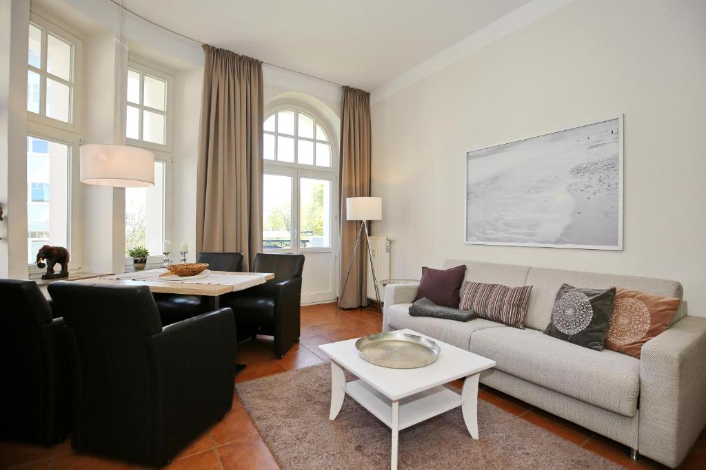 Appartement Haus am Park Wohnung 11 Unter den Kolonnaden 3 18225 Kühlungsborn