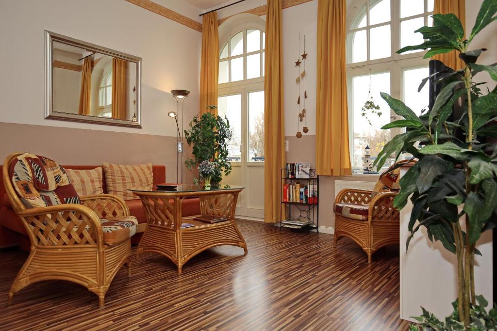 Appartement Haus am Park Wohnung 16 Unter den Kolonnaden  3 18225 Kühlungsborn