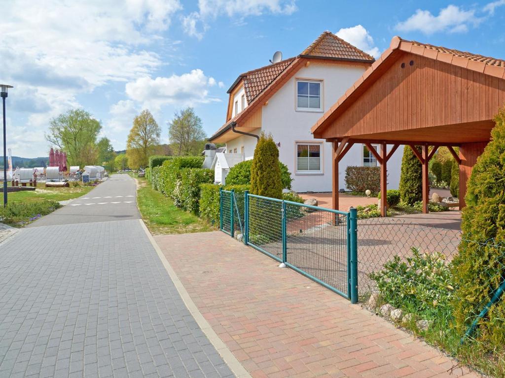 Haus am See - Apt. 02 Am Bollwerk 2a - Apartment 02, 18586 Sellin