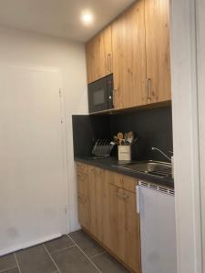 Haus am Sonnenberg,Todtnauberg, Ferienwohnung 002, direkt am Skilift-Skipiste, Nähe Feldberg