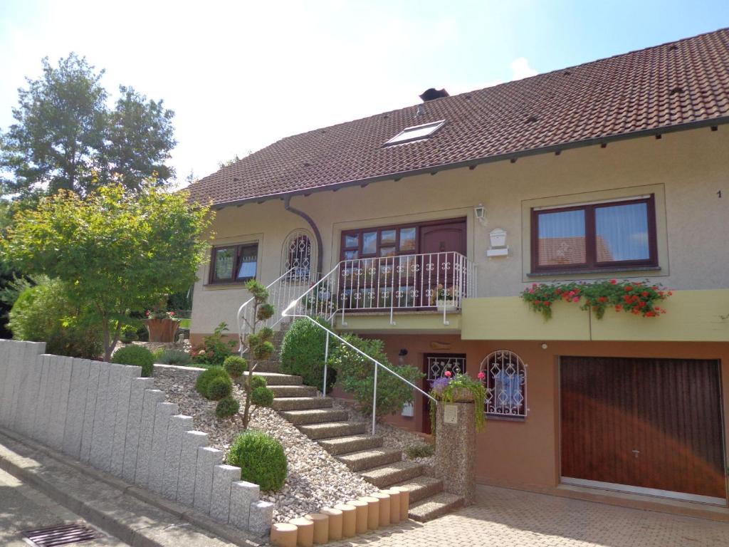 Haus am Weinberg 1 Adolf-Kolping-Straße, 79346 Endingen am Kaiserstuhl