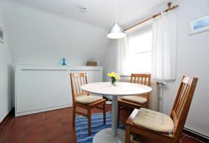 Haus-Atlantis-Whg-2-Duenenblick