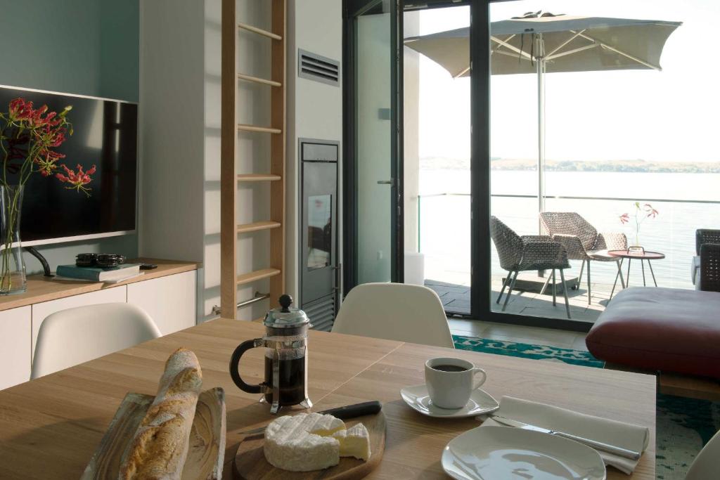 Appartement Haus Besch - Ferienwohnung DYNE 33 Alt Reddevitz 24 18586 Alt Reddevitz