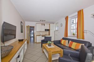 Haus Blick zur See FeWo 05 Gartennutzung, Meerblick, Sauna- und Schwimmbadnutzung im AHOI Sellin