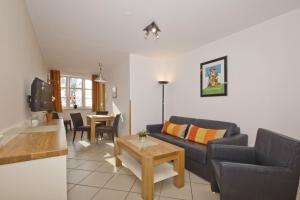 Haus Blick zur See FeWo 06 Gartennutzung, Meerblick, Sauna- und Schwimmbadnutzung im AHOI Sellin