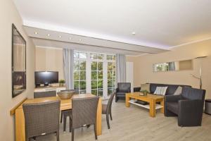 Haus Blick zur See FeWo 13 Gartennutzung, Terrasse, Sauna- und Schwimmbadnutzung im AHOI Sellin