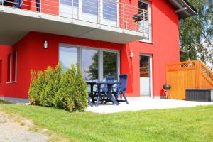 Haus Boddenblick FeWo im Erdgeschoss in Neuendorf