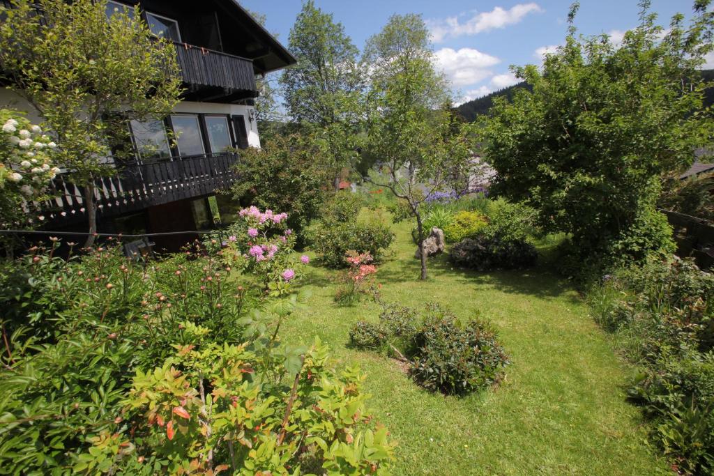 Appartement Haus Buron 6 Sommerbergweg 79822 Titisee-Neustadt