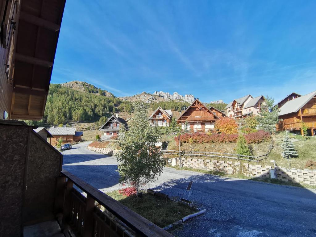 Haus Decker_ App_ 2