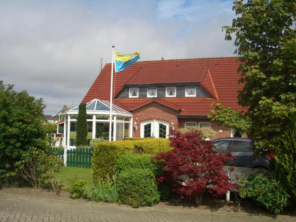 Haus Delphin Von-Eucken-Weg 9a 1.OG, Fewo Nord, 26427 Neuharlingersiel