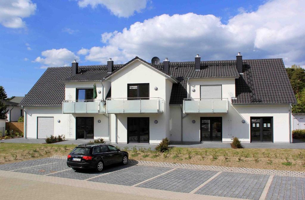 Haus Düne Whg 03 mit SüdWest Terrasse und Balkon , 18586 Thiessow