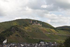 Appartement Haus Erika/ Fam. Frevel Panoramastraße 26 56332 Kattenes Rhénanie-Palatinat