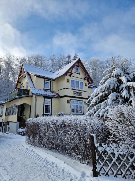 Haus Fessel - Helenenruh 5 Bodeweg, 38875 Elend