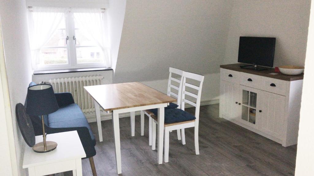 Haus Frisia Ferienwohnung Frisia 5 Ual Saarepswai 21, 25946 Norddorf auf Amrum