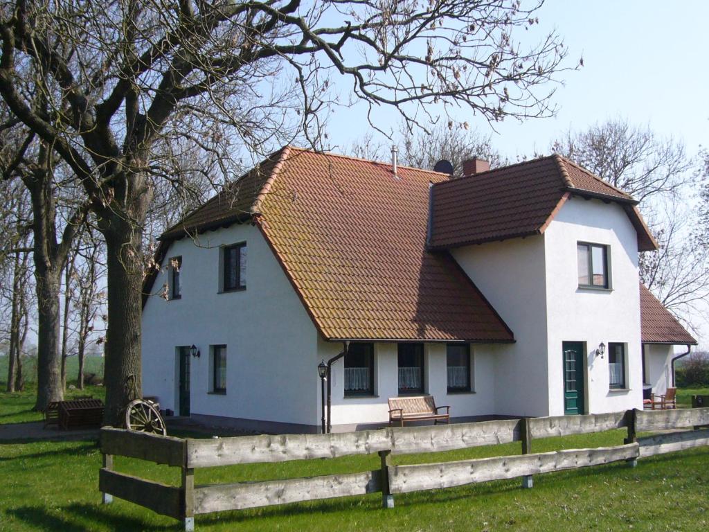 Appartement Haus Fünfschläfer Mölln 2 18573 Dreschvitz