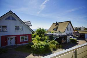 Haus Inselblick FeWo 03 Balkon mit Meerblick, Sauna- u Schwimmbadnutzung im AHOI Sellin