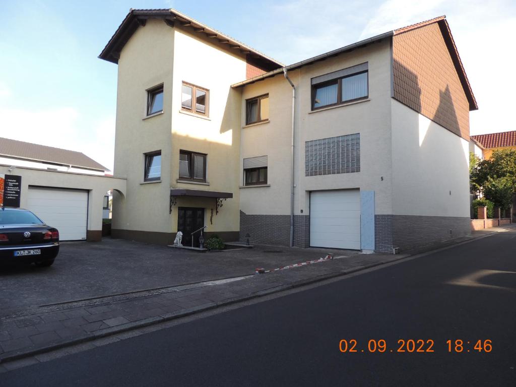 Haus Korek 5 Obergasse, 67685 Weilerbach