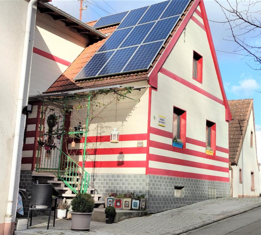 Haus Kunterbunt 4 Bergstraße, 67678 Mehlingen
